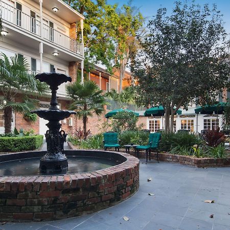 Best Western Plus French Quarter Courtyard Hotel Nova Orleães Exterior foto